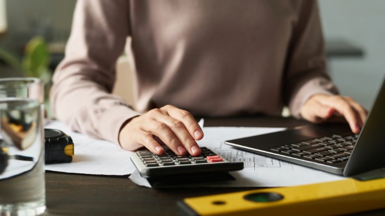 como funcionam as contribuições ao INSS para receber 2 salários