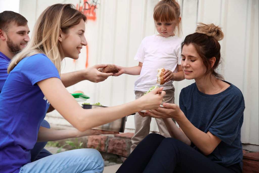 PEC que garante recursos mínimos para assistência social