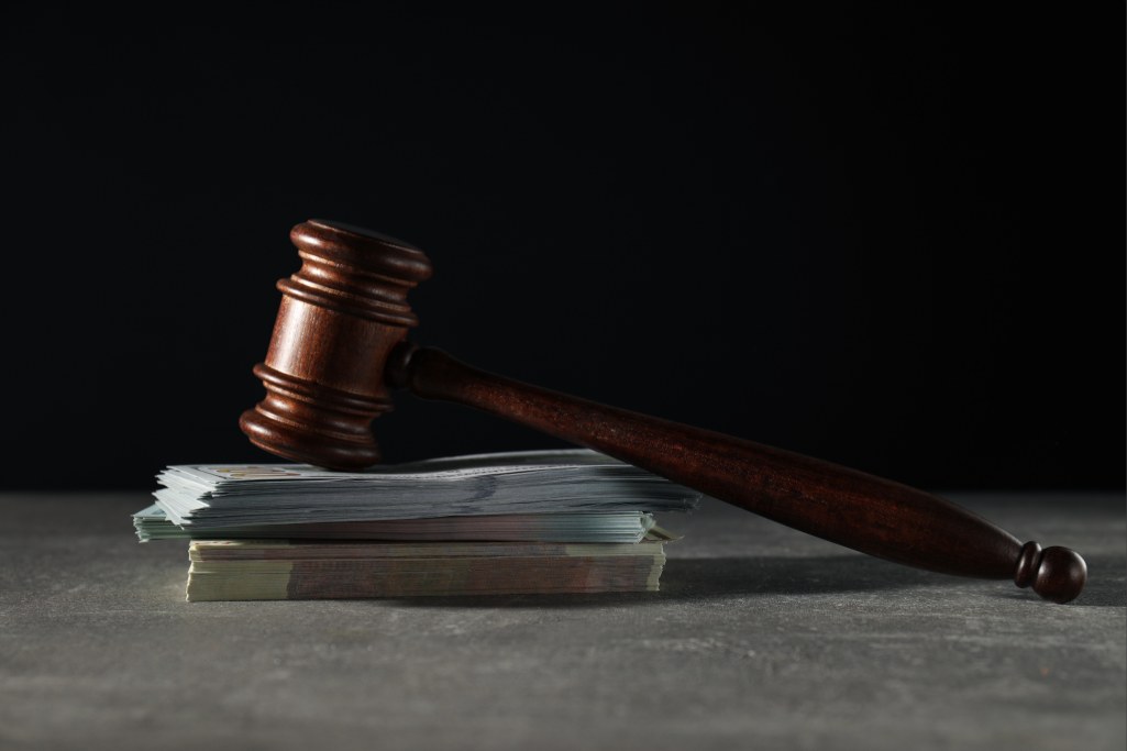 Senado aprova projeto que dificulta gratuidade da Justiça